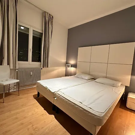 2 Bedroom Sea View Gallia Centre Parking Apartment *