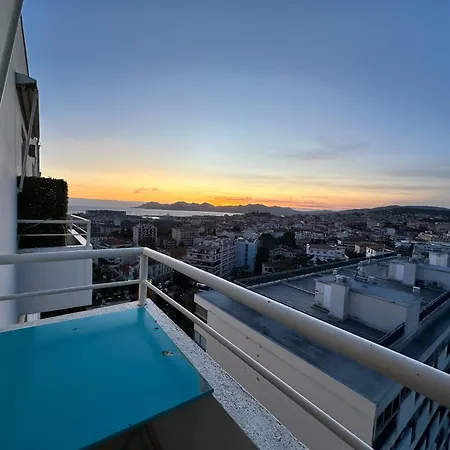 2 Bedroom Sea View Gallia Centre Parking * Cannes